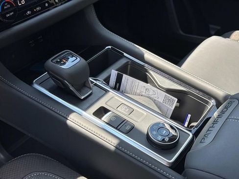 New 2026 Nissan Pathfinder SL AWD/4WD image 29