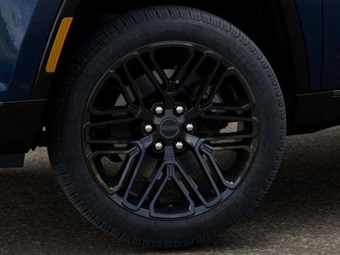 New 2026 Jeep Grand Wagoneer L Limited AWD/4WD image 13