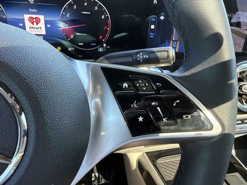 Used 2026 Mercedes-Benz GLB 250 4MATIC image 31