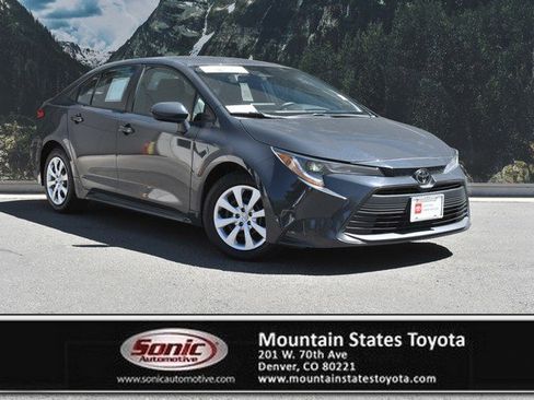 Certified 2024 Toyota Corolla LE image 1