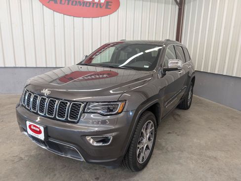 Used 2019 Jeep Grand Cherokee Limited w/ Luxury Group II AWD/4WD image 8