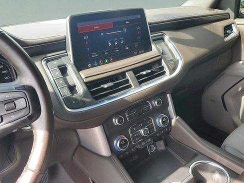 Used 2021 GMC Yukon SLT w/ SLT Premium Package image 27