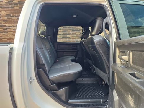 Used 2022 RAM 3500 Tradesman w/ Chrome Appearance Group AWD/4WD image 28