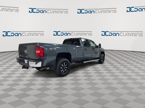 Used 2012 Chevrolet Silverado 2500 LT w/ Interior Plus Package AWD/4WD image 8
