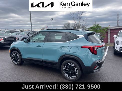 Certified 2024 Kia Seltos SX w/ SX Sunroof Package AWD/4WD image 8