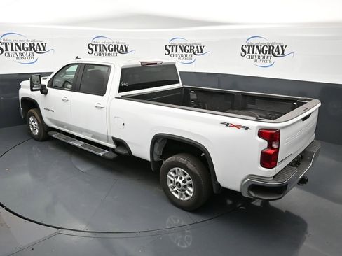 Used 2025 Chevrolet Silverado 2500 LT w/ Convenience Package AWD/4WD image 13