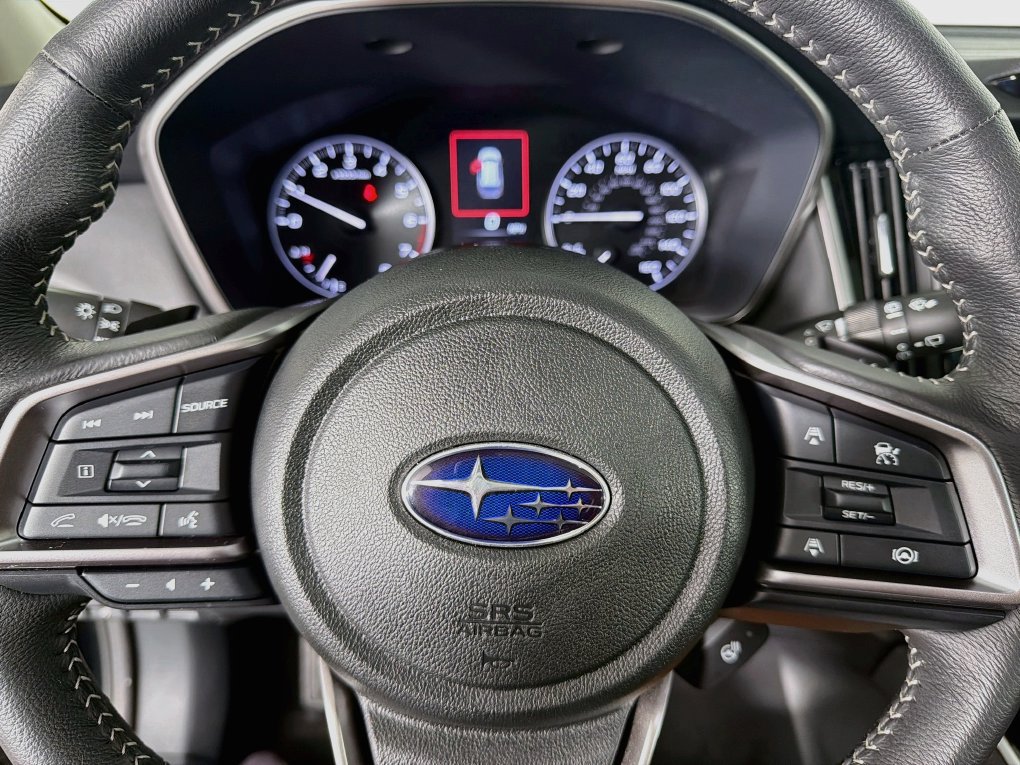 Used 2025 Subaru Outback Limited AWD/4WD image 16