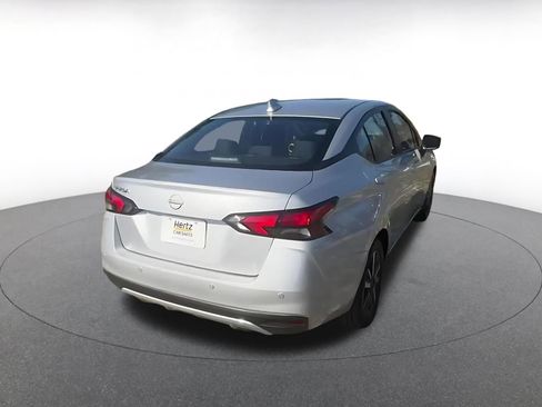 Used 2025 Nissan Versa SV FWD image 14