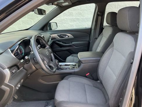 Used 2024 Chevrolet Traverse LT w/ Midnight/Sport Edition AWD/4WD image 14