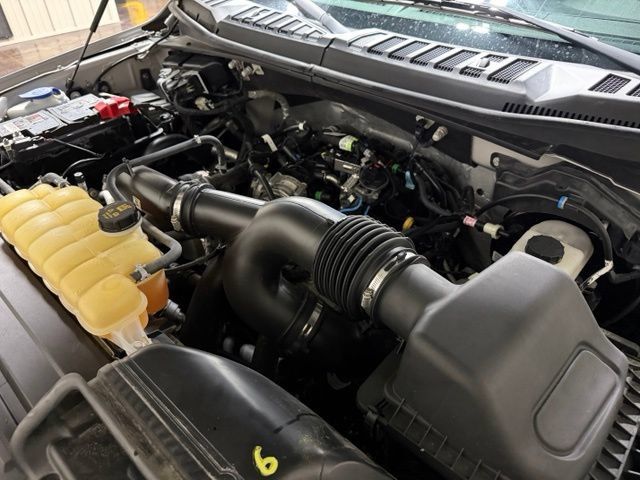 Used 2020 Ford F150 XLT w/ Equipment Group 302A Luxury AWD/4WD image 45