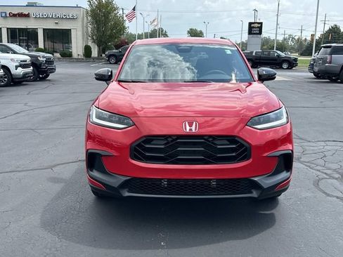 Used 2024 Honda HR-V Sport image 3