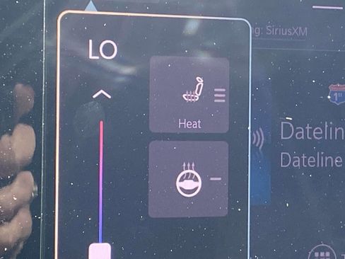 New 2025 Jeep Grand Cherokee Altitude image 5