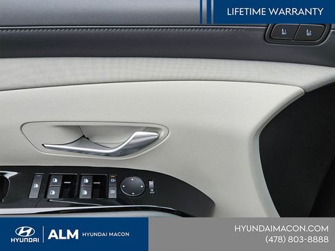 New 2025 Hyundai Tucson Limited FWD image 37
