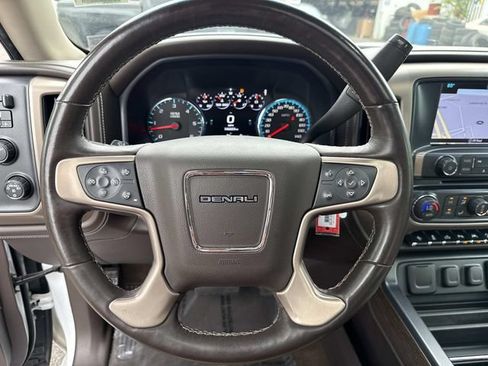 Used 2017 GMC Sierra 1500 Denali w/ Denali Ultimate Package AWD/4WD image 27