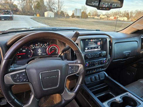 Used 2015 GMC Sierra 2500 Denali w/ Duramax Plus Package image 18