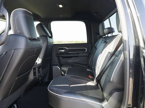 Used 2025 RAM 2500 Laramie AWD/4WD image 16