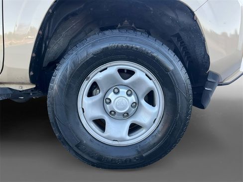 Used 2019 Toyota Tacoma SR5 image 16