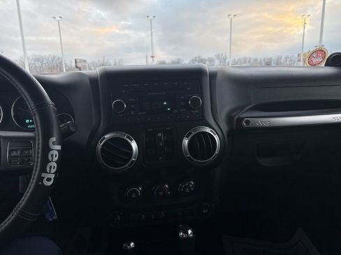 Used 2013 Jeep Wrangler Unlimited Sahara w/ Trailer Tow Group image 14