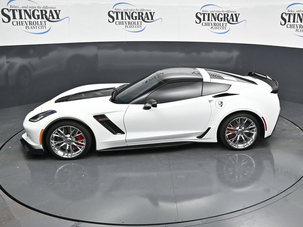 Used 2019 Chevrolet Corvette Z06 RWD image 21