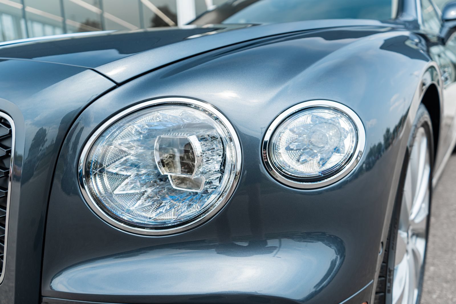 Certified 2026 Bentley Flying Spur V8 AWD/4WD image 22