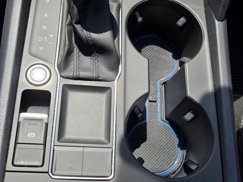 Used 2019 Volkswagen Atlas SE w/ Towing Package image 16