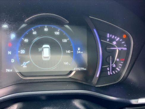 Used 2019 Hyundai Santa Fe FWD image 23