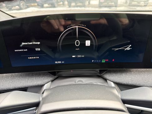 Used 2023 Lucid Air Pure image 11