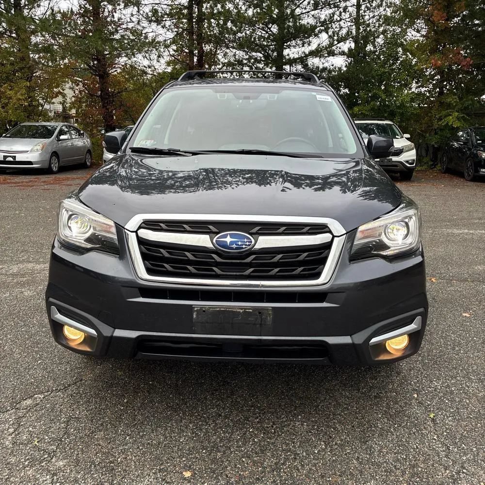Used 2018 Subaru Forester 2.5i Touring AWD/4WD image 14