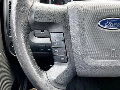 Used 2012 Ford Escape XLT AWD/4WD image 9