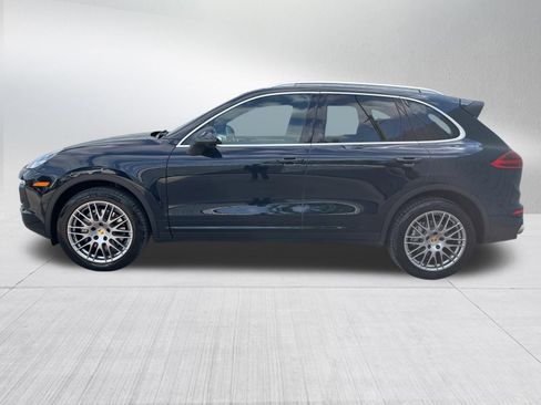 Used 2018 Porsche Cayenne S w/ Premium Package Plus AWD/4WD image 4
