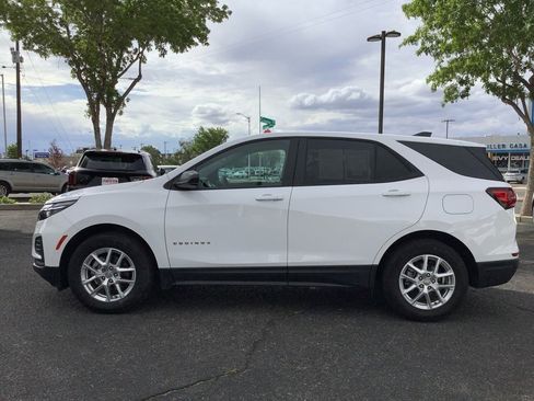 Used 2024 Chevrolet Equinox LS w/ LS Convenience Package FWD image 28
