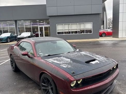 Used 2018 Dodge Challenger T/A image 1