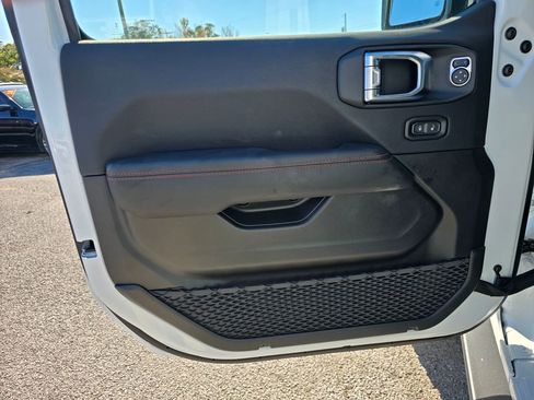 New 2026 Jeep Wrangler Unlimited Rubicon image 18