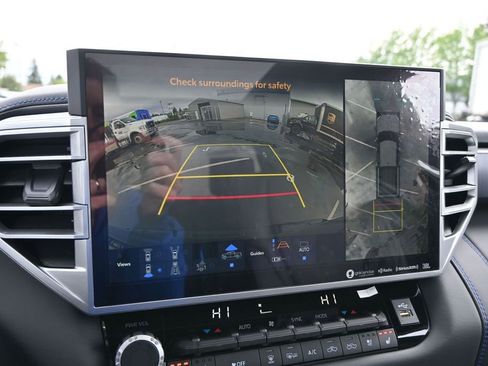 Used 2023 Toyota Tundra Platinum AWD/4WD image 23