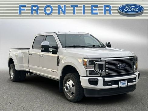 Used 2020 Ford F350 Platinum w/ FX4 Off-Road Package image 8