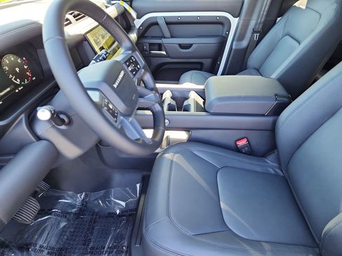 Used 2026 Land Rover Defender 110 S AWD/4WD image 21