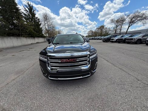 Used 2020 GMC Acadia SLT w/ Premium Package FWD image 3