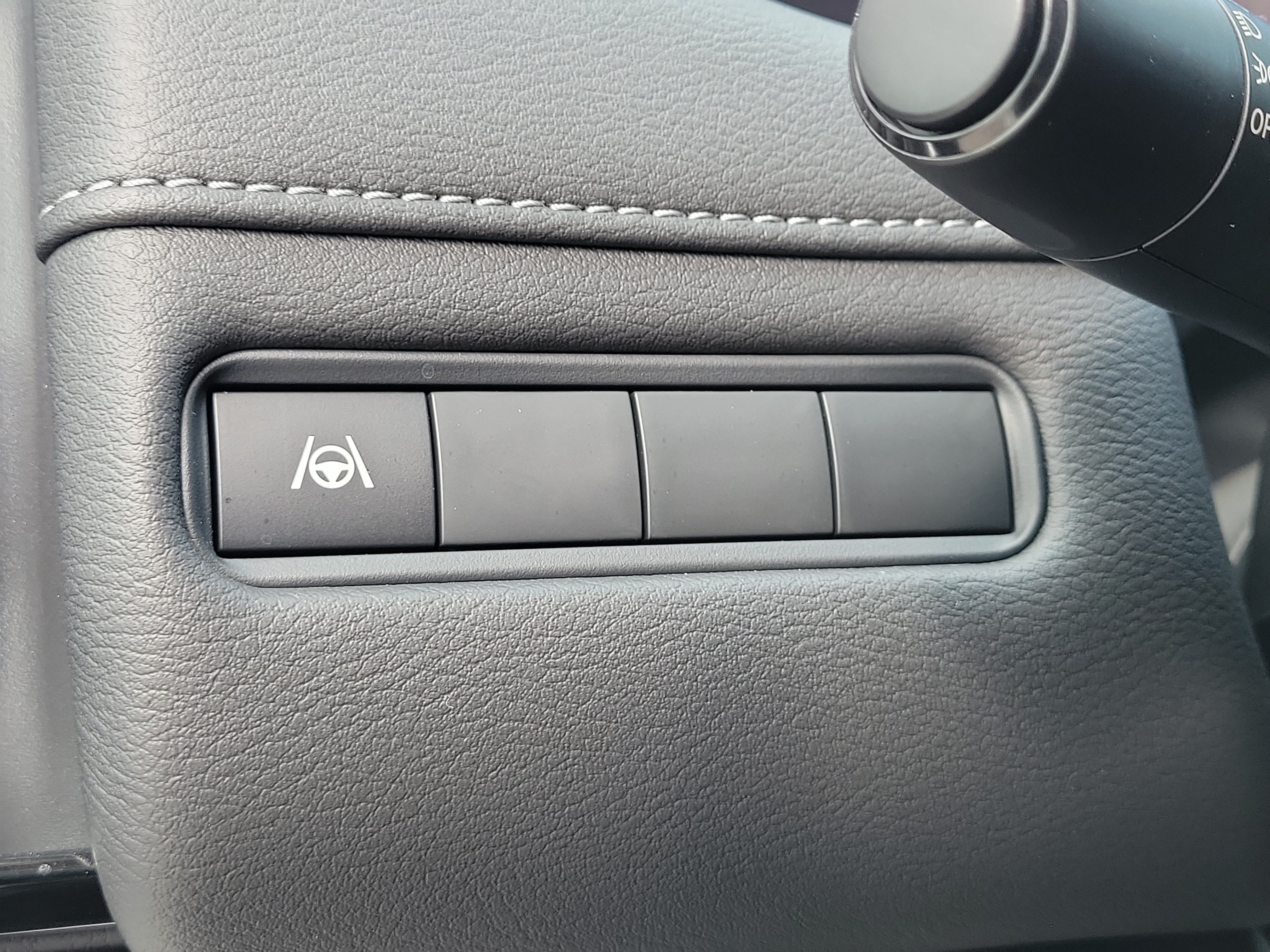 Certified 2026 Nissan Armada SV RWD image 33