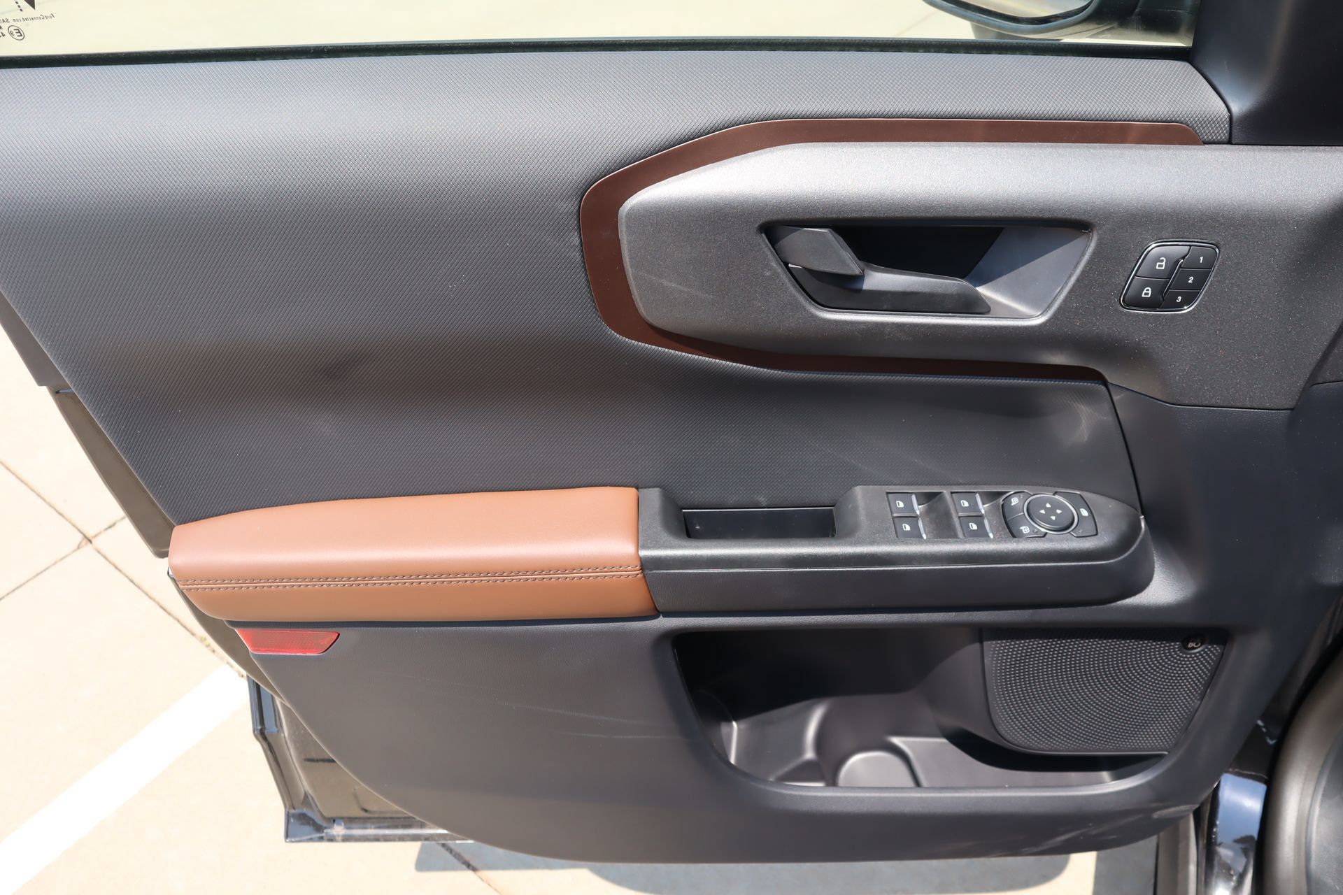 New 2025 Ford Bronco Sport Outer Banks w/ Outer Banks Tech Package+ AWD/4WD image 17