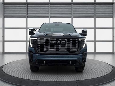 New 2026 GMC Sierra 3500 Denali Ultimate image 9