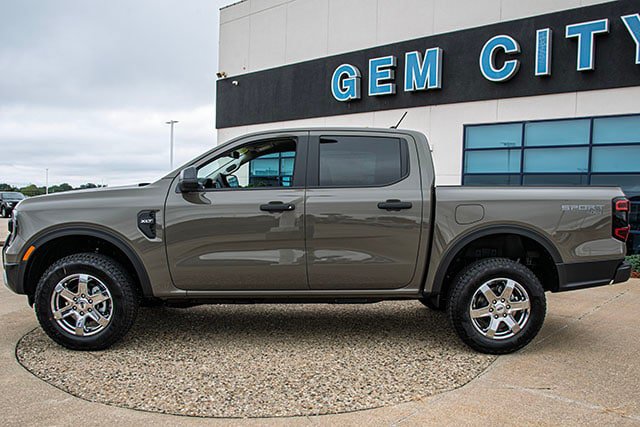 New 2026 Ford Ranger XLT w/ Trailer Tow Package AWD/4WD image 2