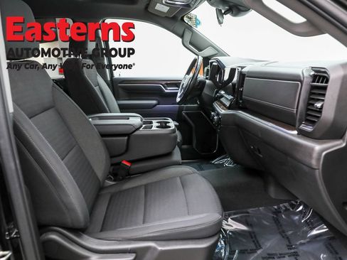 Used 2022 Chevrolet Silverado 1500 LT image 26