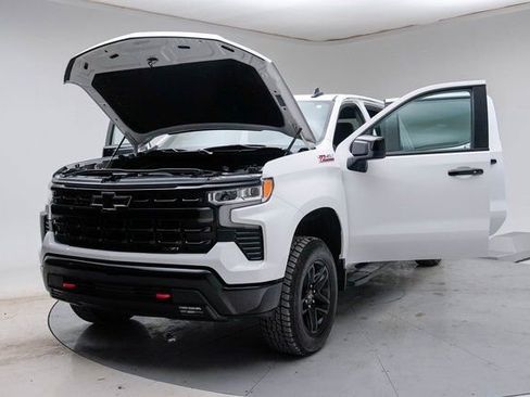 Used 2024 Chevrolet Silverado 1500 LT Trail Boss w/ Protection Package image 17