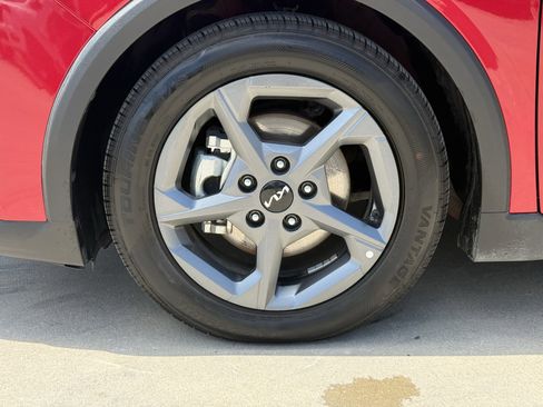 Used 2025 Kia K4 FWD image 13