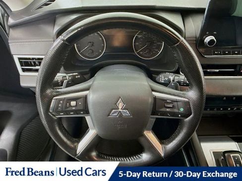 Used 2022 Mitsubishi Outlander SEL image 12