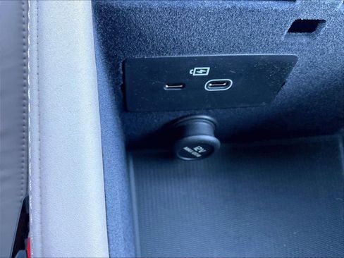 New 2026 Volvo XC90 T8 Ultra w/ Lounge Package image 23