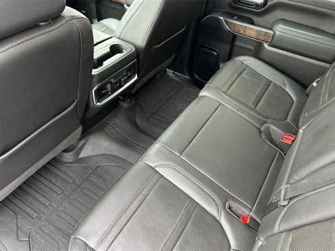Used 2022 GMC Sierra 3500 Denali image 13