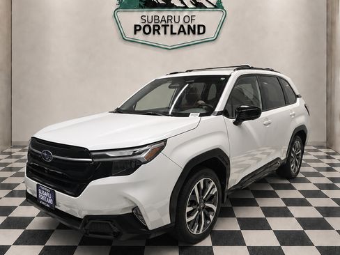 Certified 2025 Subaru Forester Touring w/ Popular Package - Touring AWD/4WD image 2