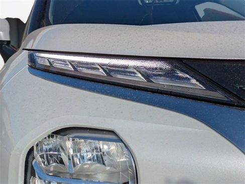 New 2025 Mitsubishi Outlander ES image 10