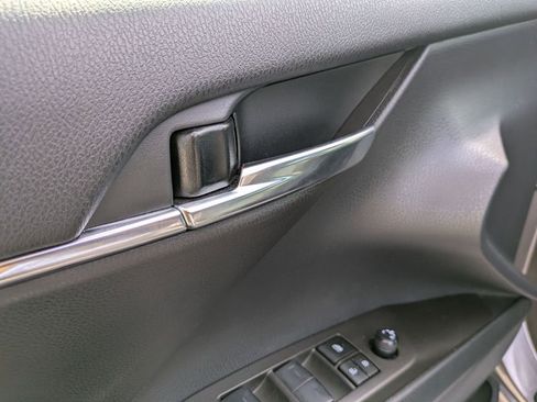 Used 2024 Toyota Camry SE image 12